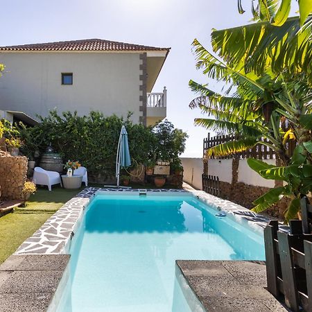 Live Candelaria Araya Muy Mia Exterior photo